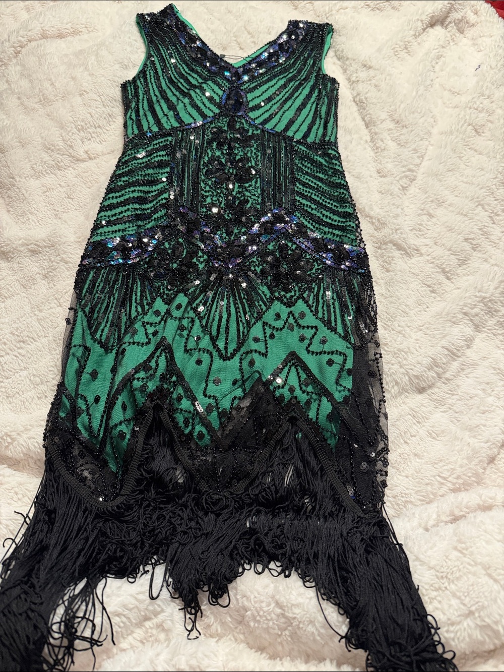 Beaded Fringe Emerald Green V-Neck Midi Dress